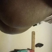 pretty black girl farts