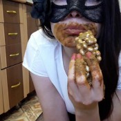 pearl beads in shit hd scatlina