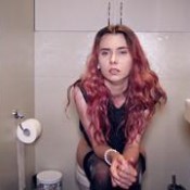 adventures in toilet hotdirtyivone