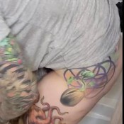 classyngassy my first sold treat!!!!