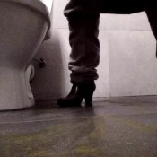 confuse in wc hd nastygirl