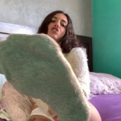 goddess dri - cum to my dirty socks