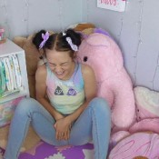 pee pee giggles in jeans kiki cali