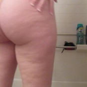 hot pee in the tub sexyscatforyou