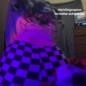 Mariethegasqueen Bringing Back Everyones Fav Leggings Just Washed Watch Me Fuck Them Up All Over Again On This Soft Blanket