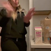 Amy_farts So Stinky