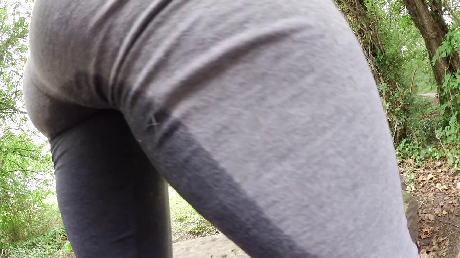 grey leggings peeing in the woods hd faye taylor