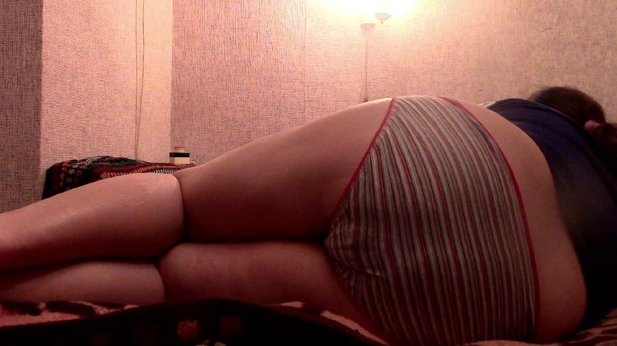 smearing my new panties hd the fart babes