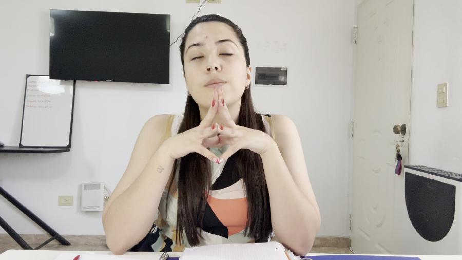 Nyxaria1 Gassy Teacher Gives Loud Awards Nyx Aria