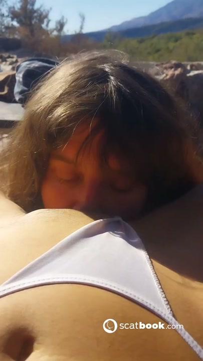 Ilyma Lesbians And Poop