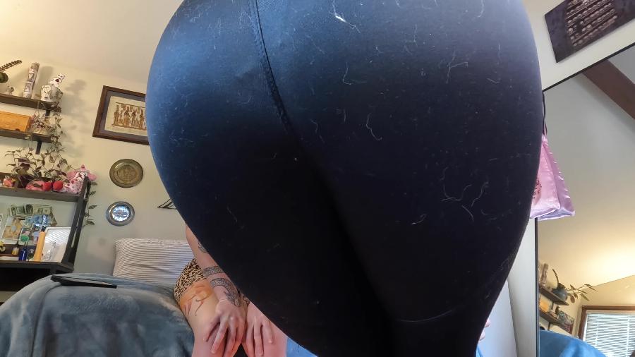 Classyngassy Bratty Classy And Encouraging Gassy Make U Smell Their Farts